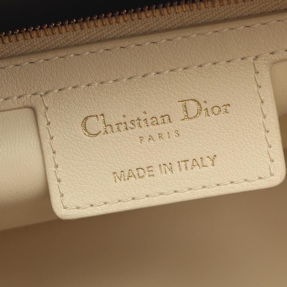 Dior Handbag Leather Cannage Groove White - Picture 4 of 5